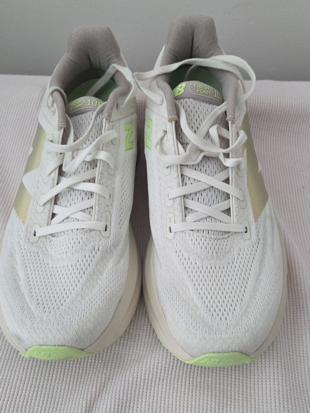 New Balance Mens White with Light Green Fresh Foam Running Sneakers
